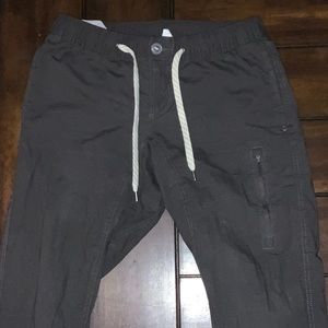 Men’s small Vuori ripstop pants